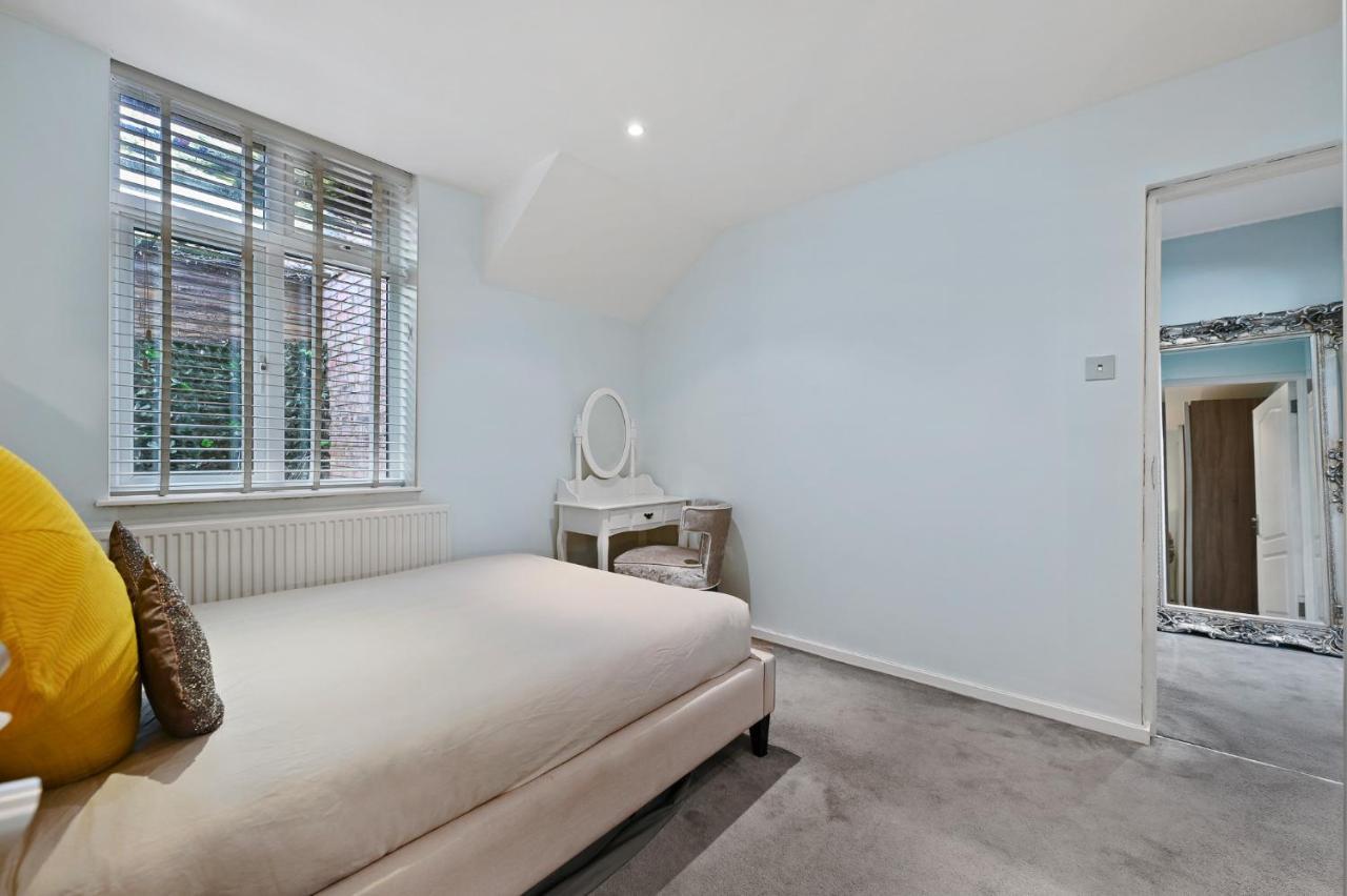 Hampstead Opulence Apartment - Luxurious Split Level Property London Exteriör bild