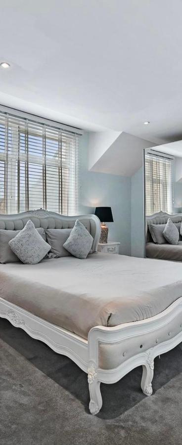 Hampstead Opulence Apartment - Luxurious Split Level Property London Exteriör bild
